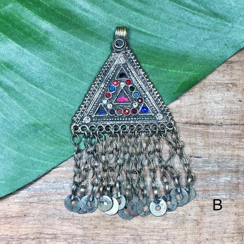 Vintage Pakistani Pendants 1 Piece Bead Goes On