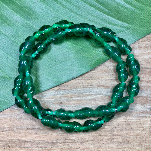 Green Twist Beads - 30 Pieces