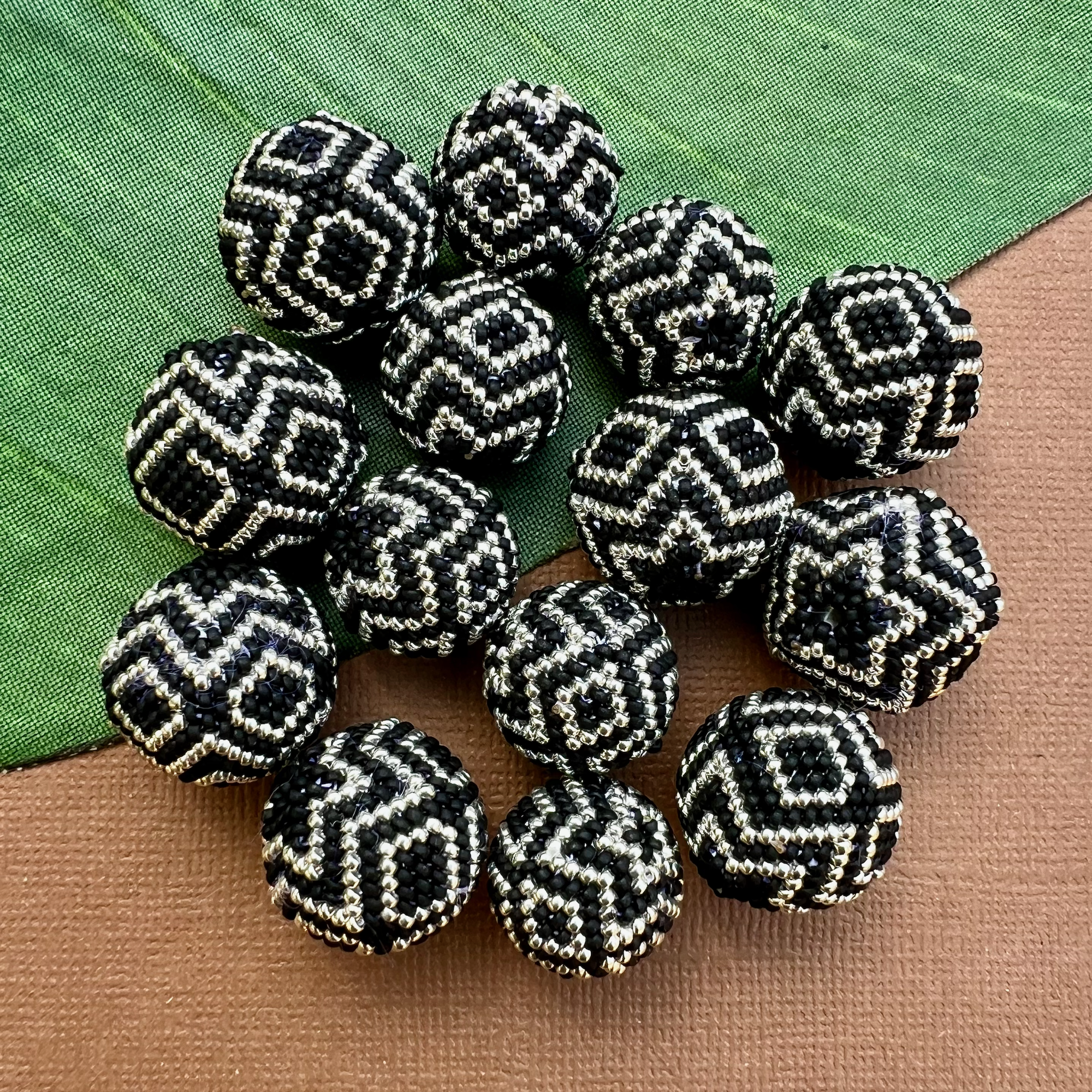 Black & Silver Beaded Beads