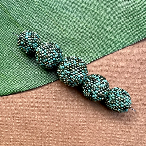 Green Turquoise Mix (Size 11) Beaded Beads
