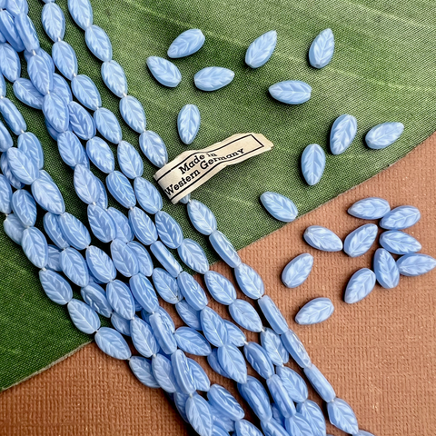 Light Blue Glass Leaves - 100 Pieces