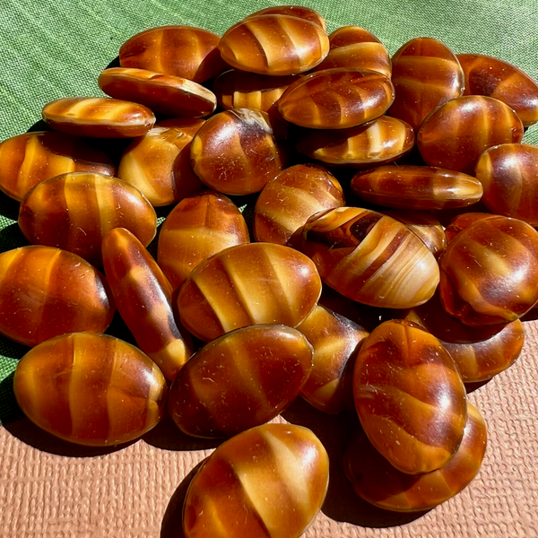 Czech Brown & Cream Ovals - 30 Pieces