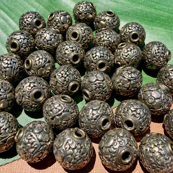 16mm Carved Round Metal Beads - 3 Pieces