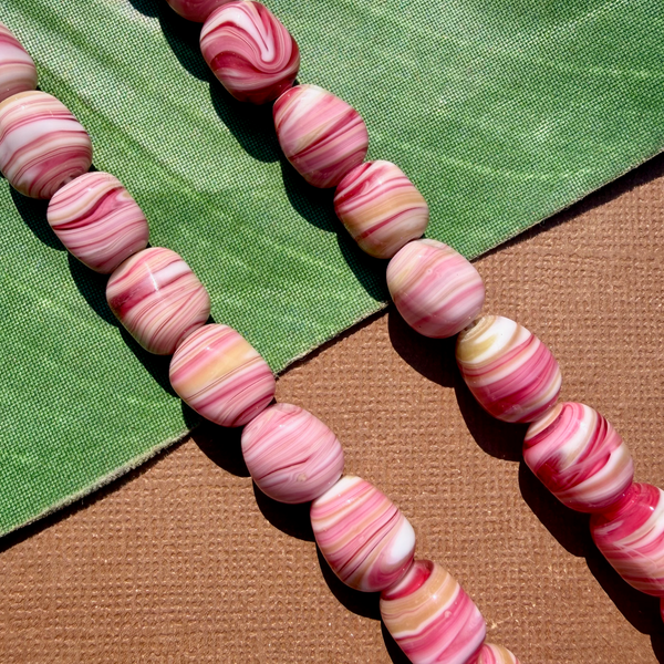 Cotton Candy "Pink" Glass - 25 Pieces