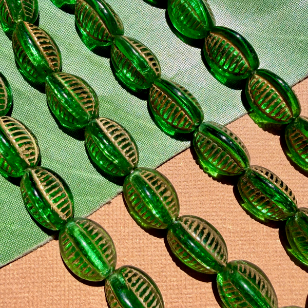 Green & Gold 3 Sided Beads - 50 Pieces