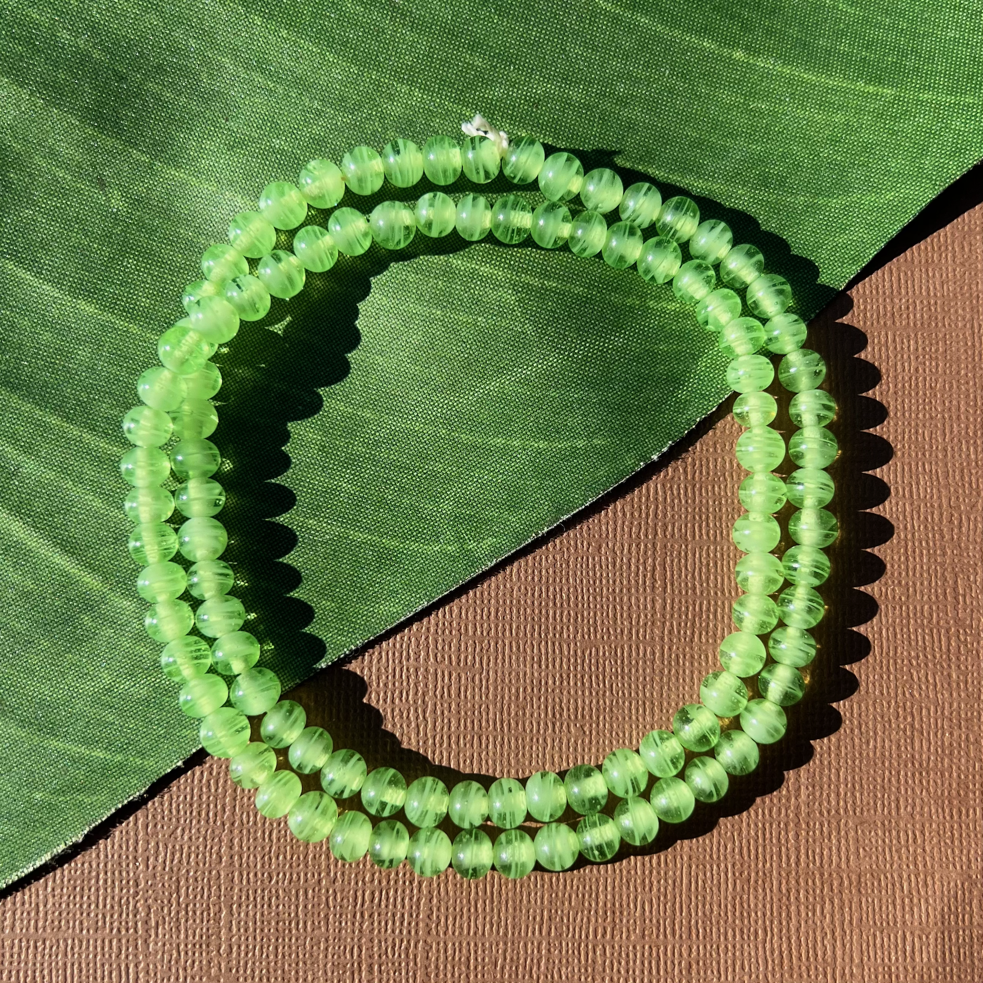 Green Round 5.5mm Beads - 100 Pieces