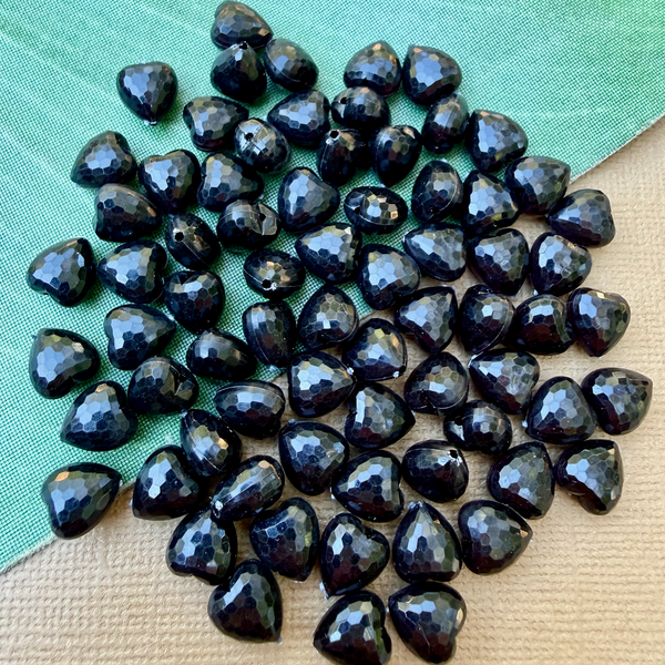 Faceted 9mm Black Hearts - 100 Pieces