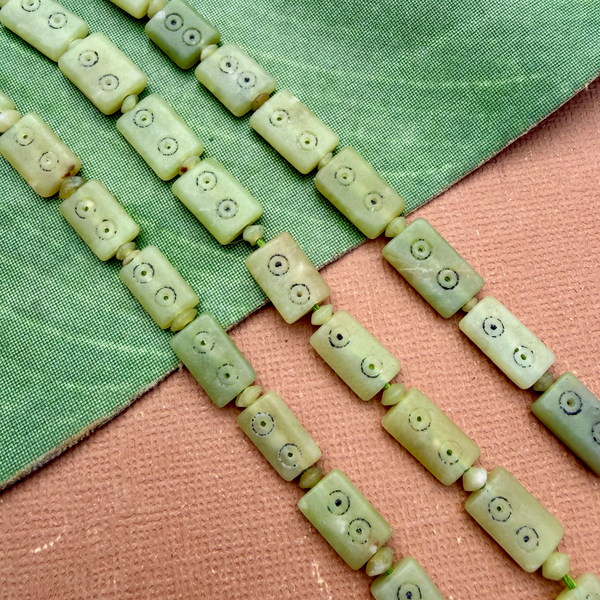 Carved Green Jade Graduated Strands - 1 Strand