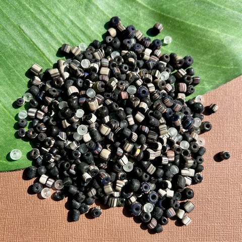 Indonesian Glass - Loose Black Mix