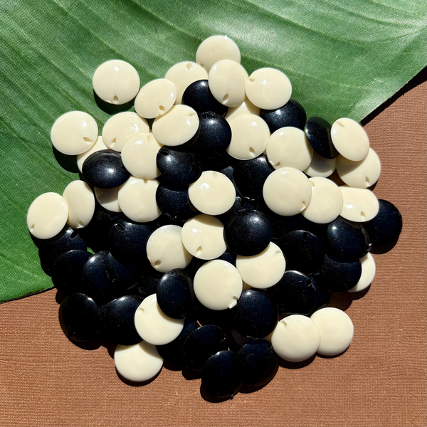 Lentils - Black & Cream - 50 Pieces