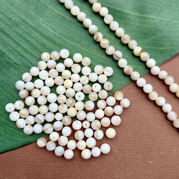 White Mother of Pearl 7mm Rounds - 200 pieces