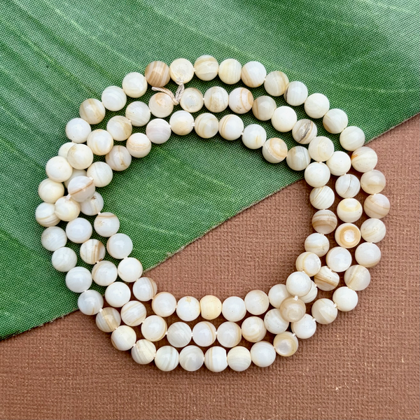 White Mother of Pearl 7mm Rounds - 200 pieces