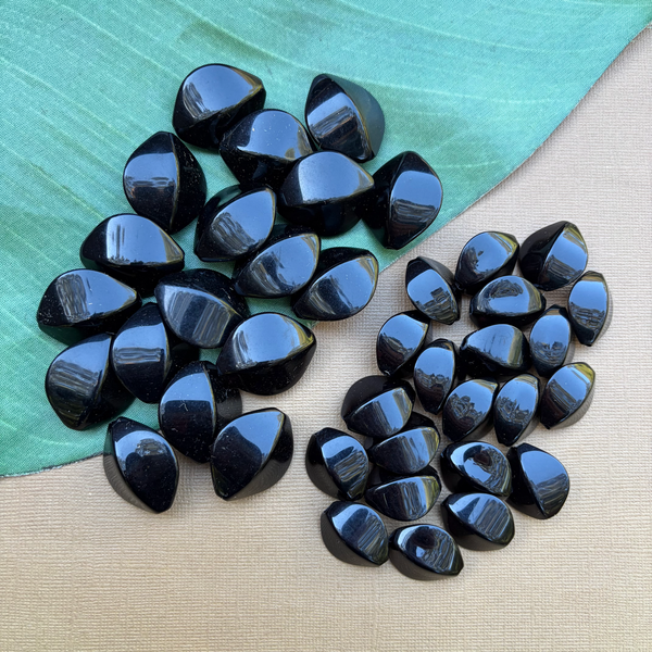 Black Shiny Oval Puff Beads - 30 Pieces