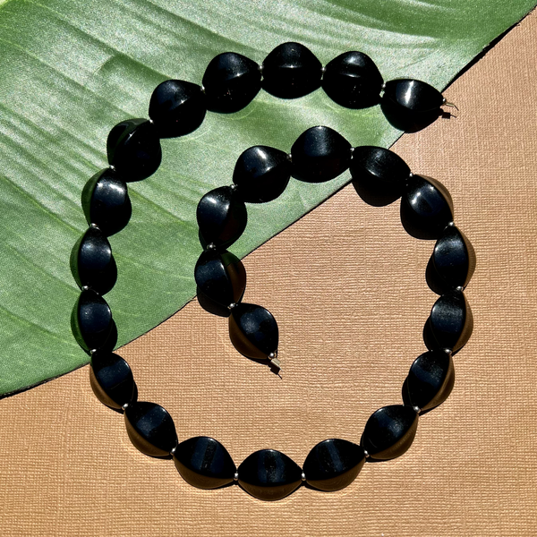 Black Shiny Oval Puff Beads - 30 Pieces