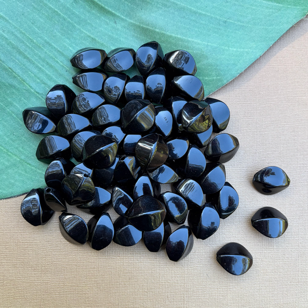 Black Shiny Oval Puff Beads - 30 Pieces