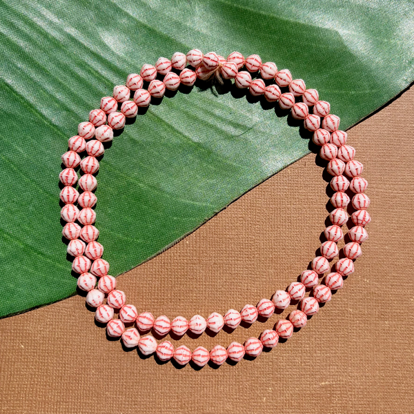 Red & White Striped Beads - 100 Pieces