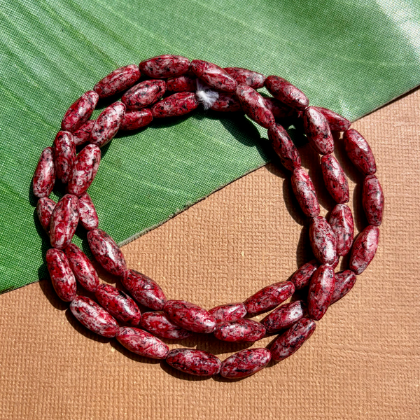 Picasso Red Rice Beads - 50 Pieces