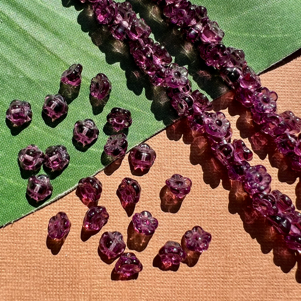 Purple Flower Shank Buttons - 100 Pieces