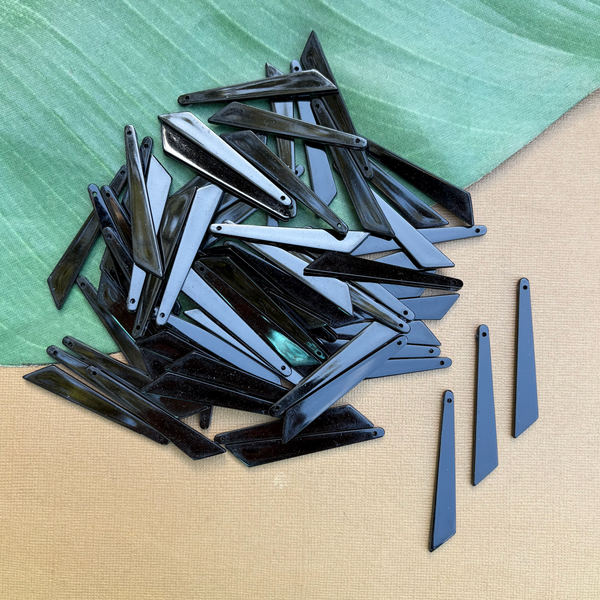 Black Shiny Spike Pendants - 50 Pieces