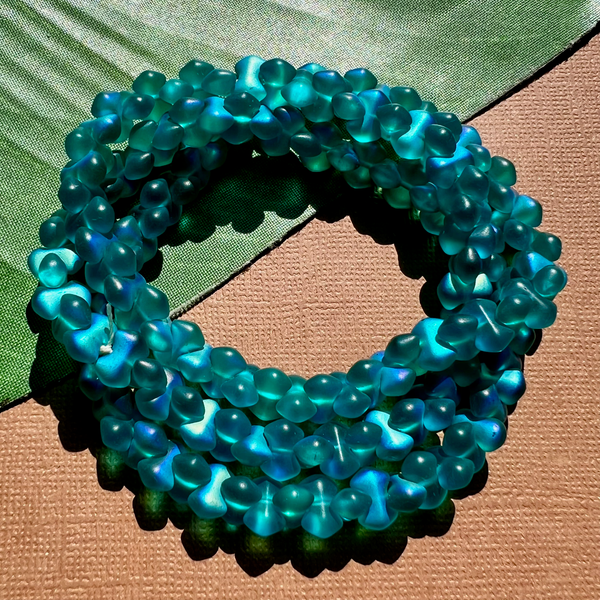 Iridescent Teal Diamond Barbells - 150 Pieces