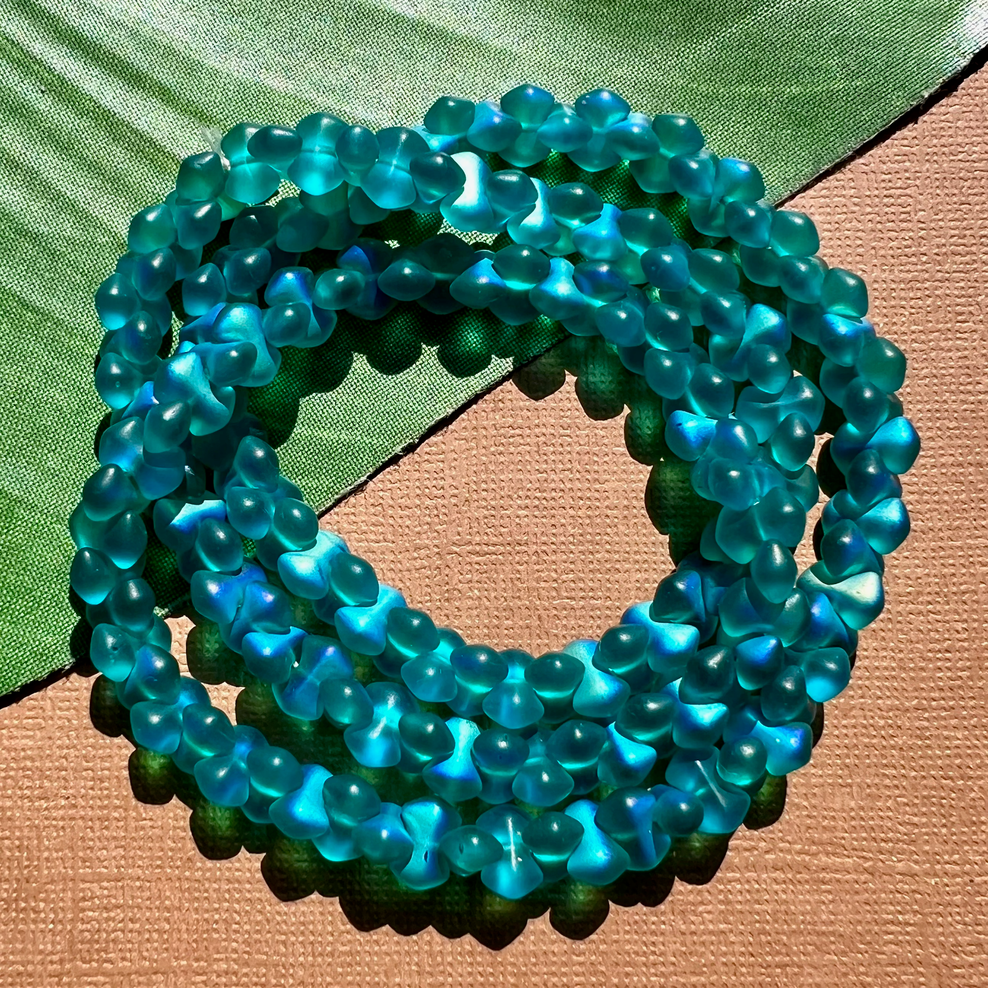 Iridescent Teal Diamond Barbells - 150 Pieces