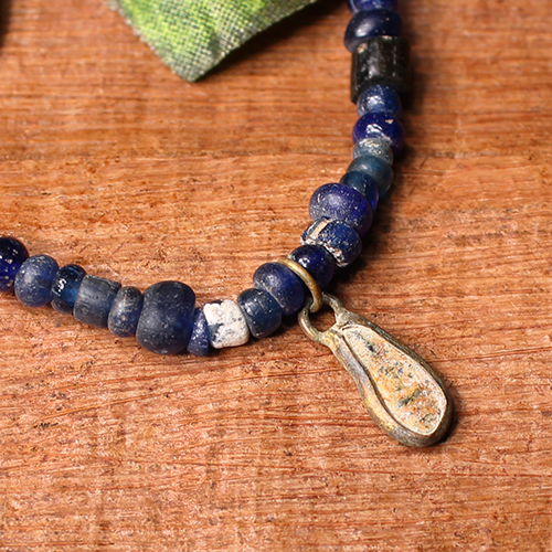 Old Tradewind Glass Bead Necklace