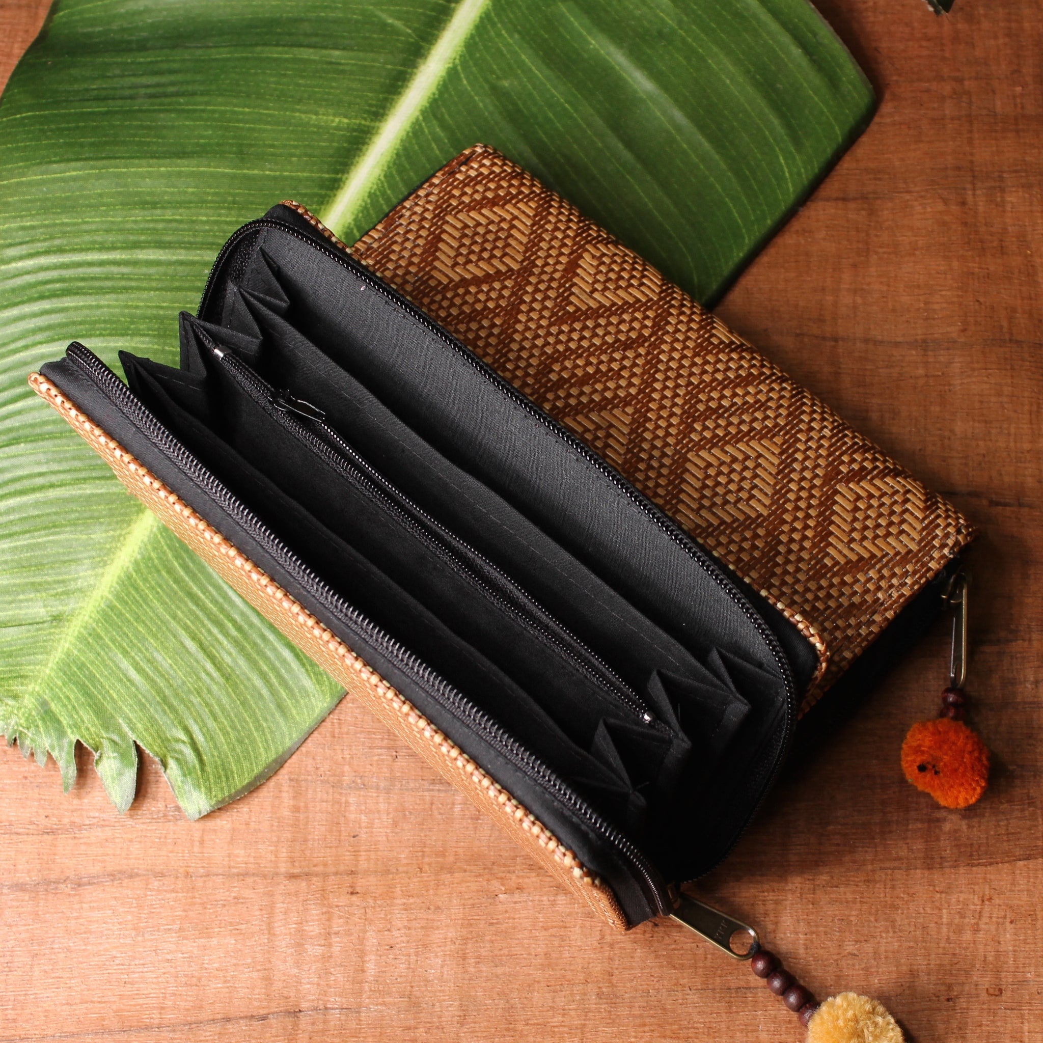 Zip around wallet with bamboo