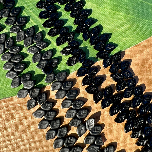 Vintage Matte Black Glass Leaves - 100 Pieces