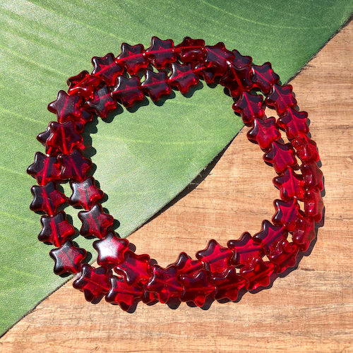 Red Star Beads - 50 Pieces