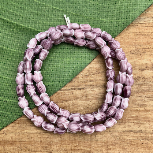Lavender Tulip Beads - 75 Pieces