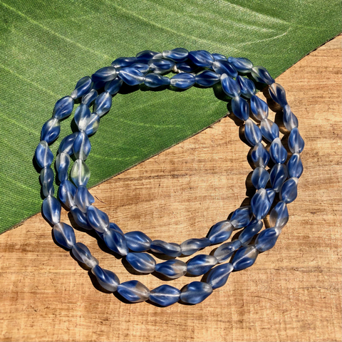 Matte Blue & Clear Twisted Diamond Beads - 100 Pieces