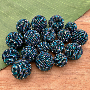 Capri Charlotte w/Silver Dot Metallic Beaded Beads