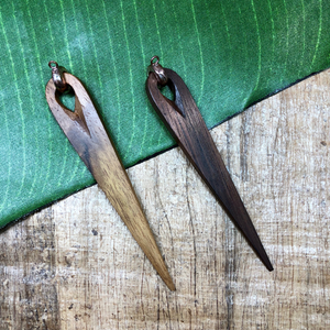 wood spikes - brown and dark brown